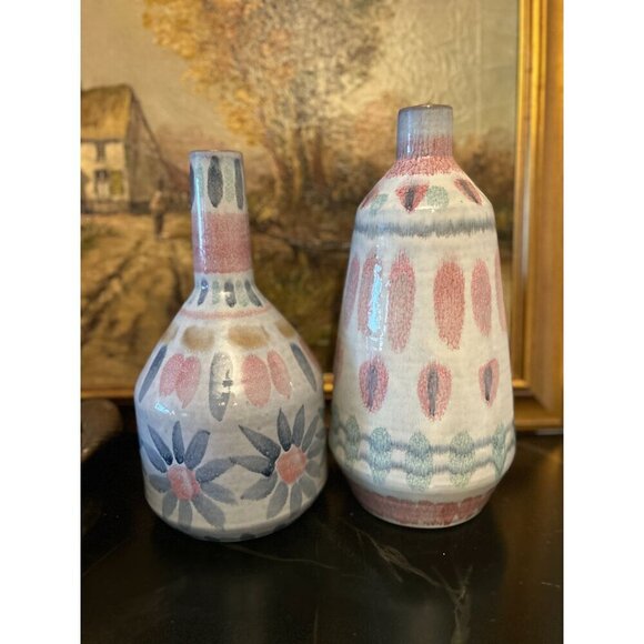 Set Of 2 Ceramic Vases With Handpainted Floral & Abstract Patterns In Pastel Pin - Picture 15 of 16